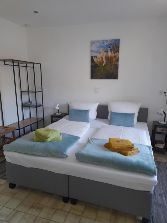 Moselliebe Zell Apartment ภายนอก รูปภาพ